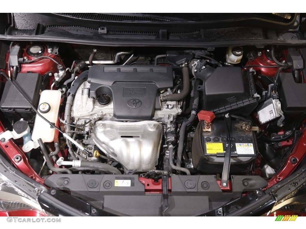 2018 Toyota RAV4 XLE AWD Engine Photos