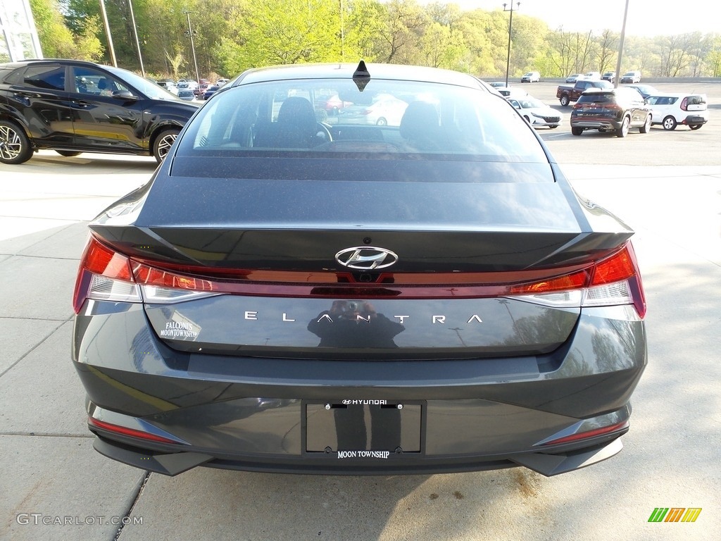 2023 Elantra SEL - Portofino Gray / Black photo #3