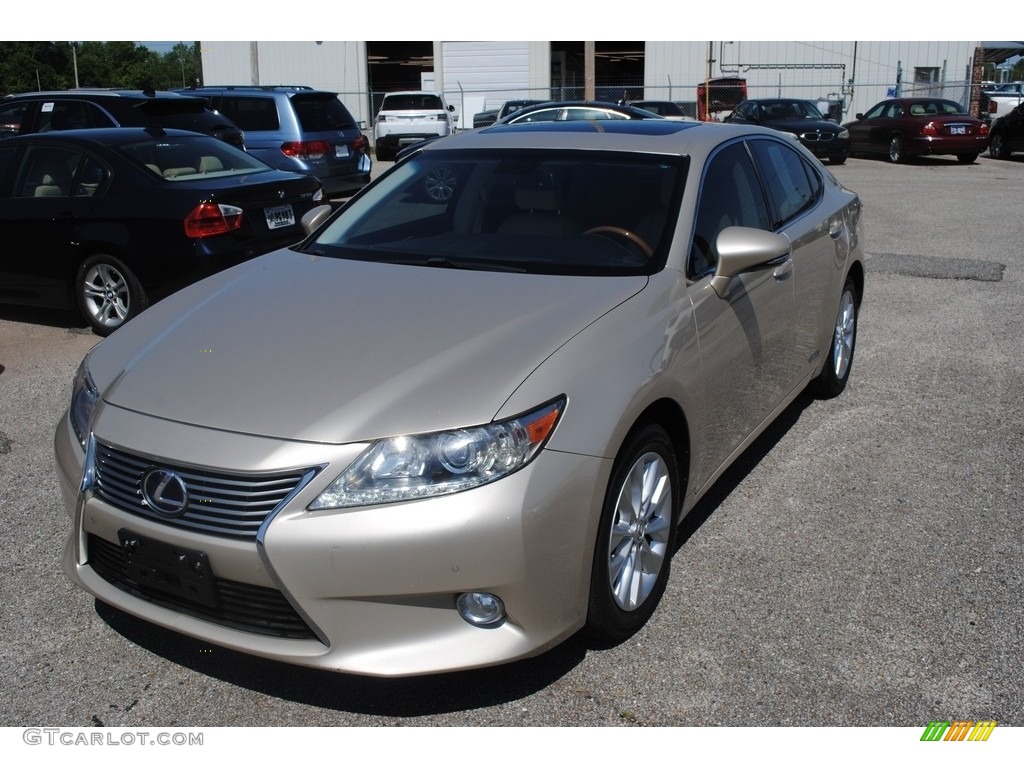2013 ES 300h Hybrid - Satin Cashmere Metallic / Parchment photo #1