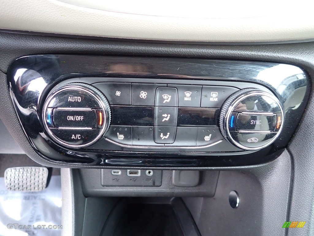 2020 Buick Encore GX Select AWD Controls Photo #146006032
