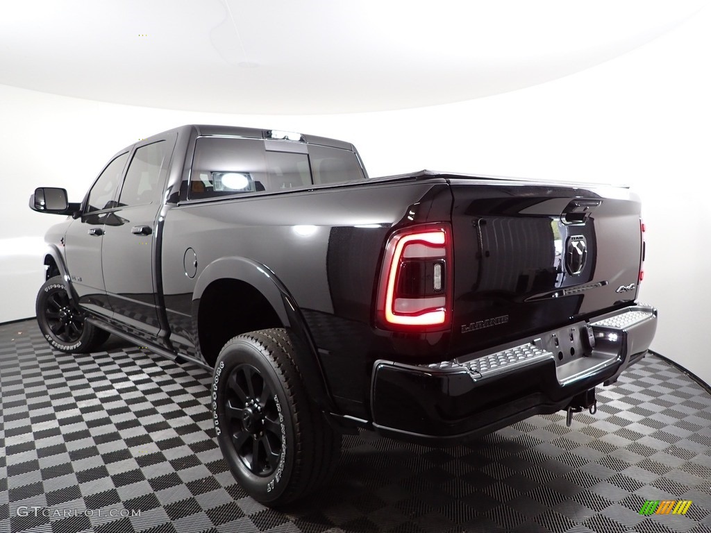 2021 3500 Laramie Crew Cab 4x4 - Black / Black photo #9