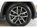 Pure White - Tiguan SE 4Motion Photo No. 5