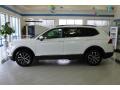 Pure White - Tiguan SE 4Motion Photo No. 12