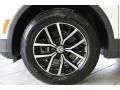 Pure White - Tiguan SE 4Motion Photo No. 13