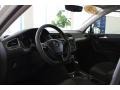 Pure White - Tiguan SE 4Motion Photo No. 15