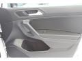 Pure White - Tiguan SE 4Motion Photo No. 35