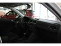 Pure White - Tiguan SE 4Motion Photo No. 36