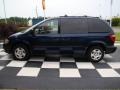Patriot Blue Pearl - Caravan SE Photo No. 3