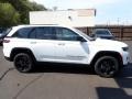 Bright White - Grand Cherokee Laredo 4x4 Photo No. 7