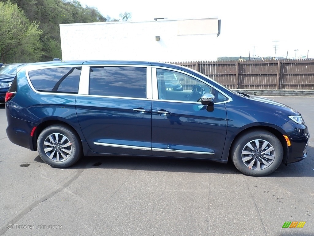 Fathom Blue Pearl 2023 Chrysler Pacifica Hybrid Limited Exterior Photo #146010718