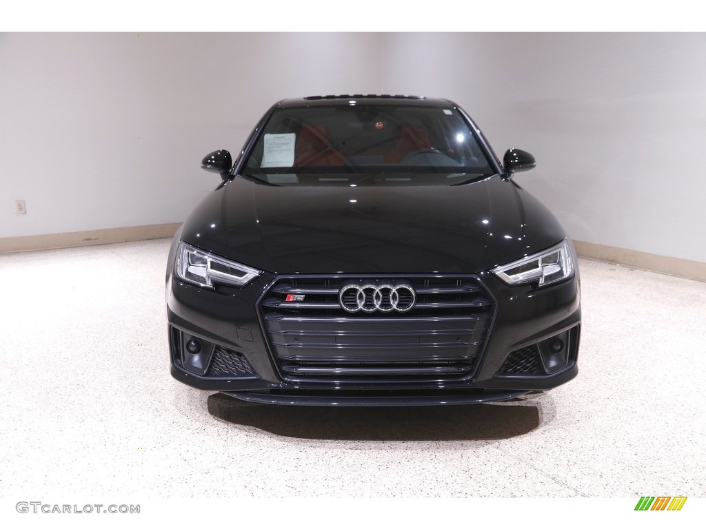 2019 S4 Premium Plus quattro - Brilliant Black / Black photo #2