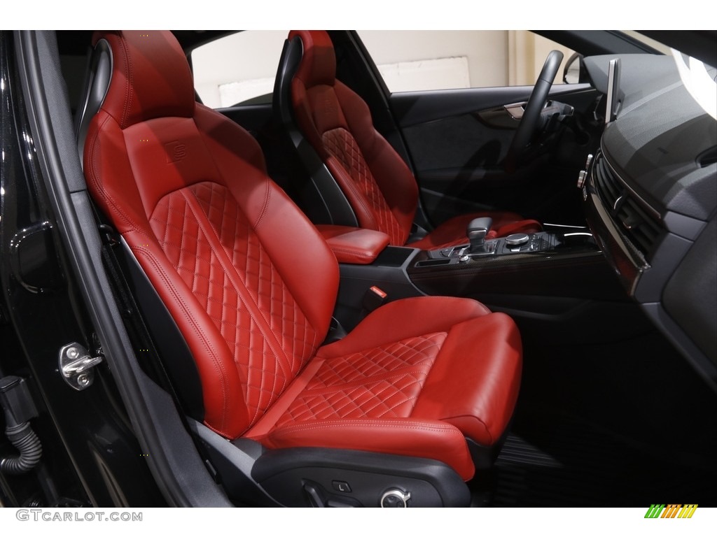 Black Interior 2019 Audi S4 Premium Plus quattro Photo #146013046