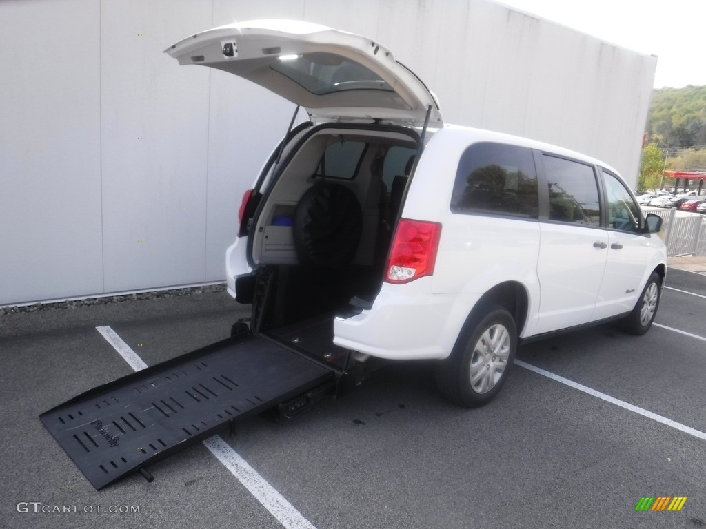 2019 Grand Caravan SE - White Knuckle / Black photo #3