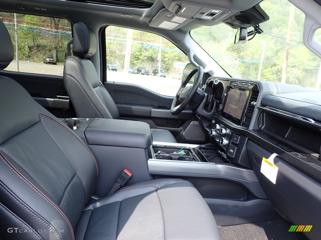 Black Onyx Interior 2023 Ford F250 Super Duty XLT Crew Cab 4x4 Photo #146016171