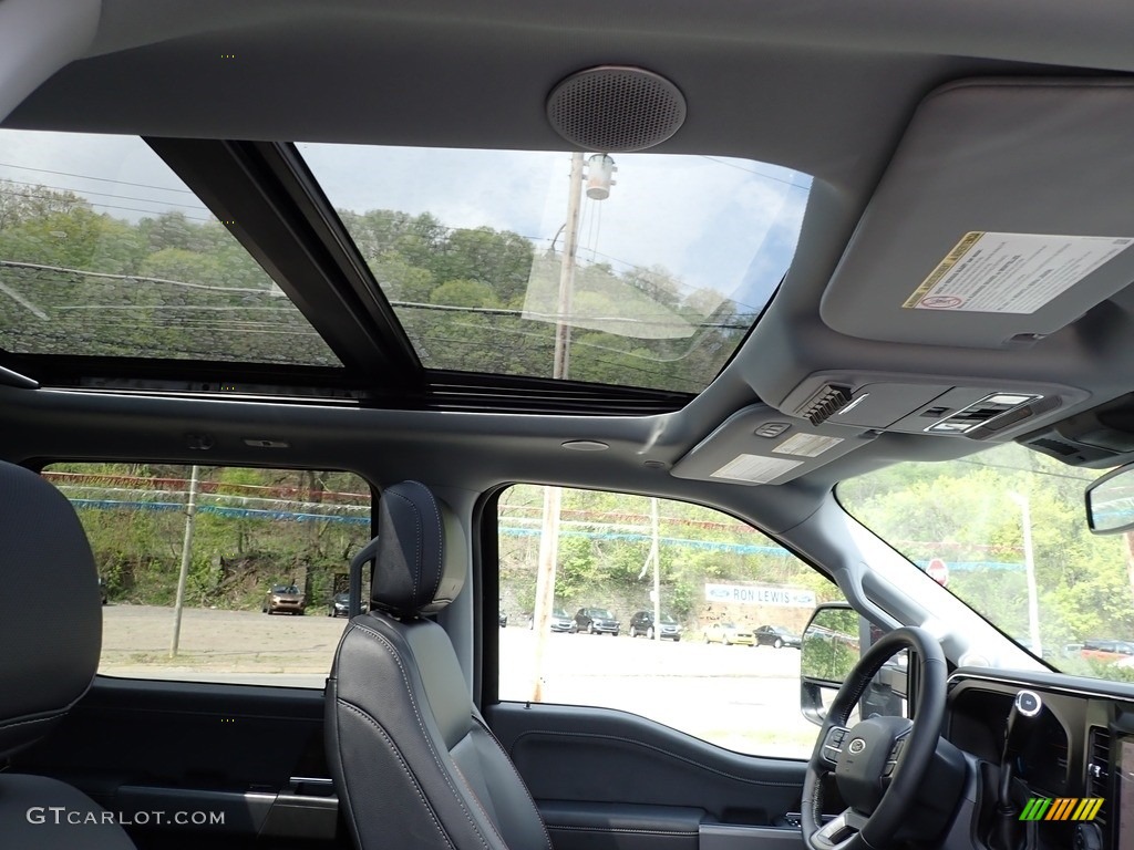 2023 Ford F250 Super Duty XLT Crew Cab 4x4 Sunroof Photos