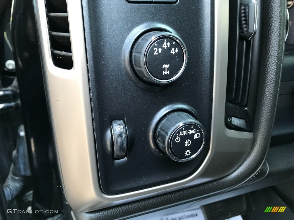 2016 GMC Sierra 3500HD Denali Crew Cab 4x4 Controls Photo #146017023