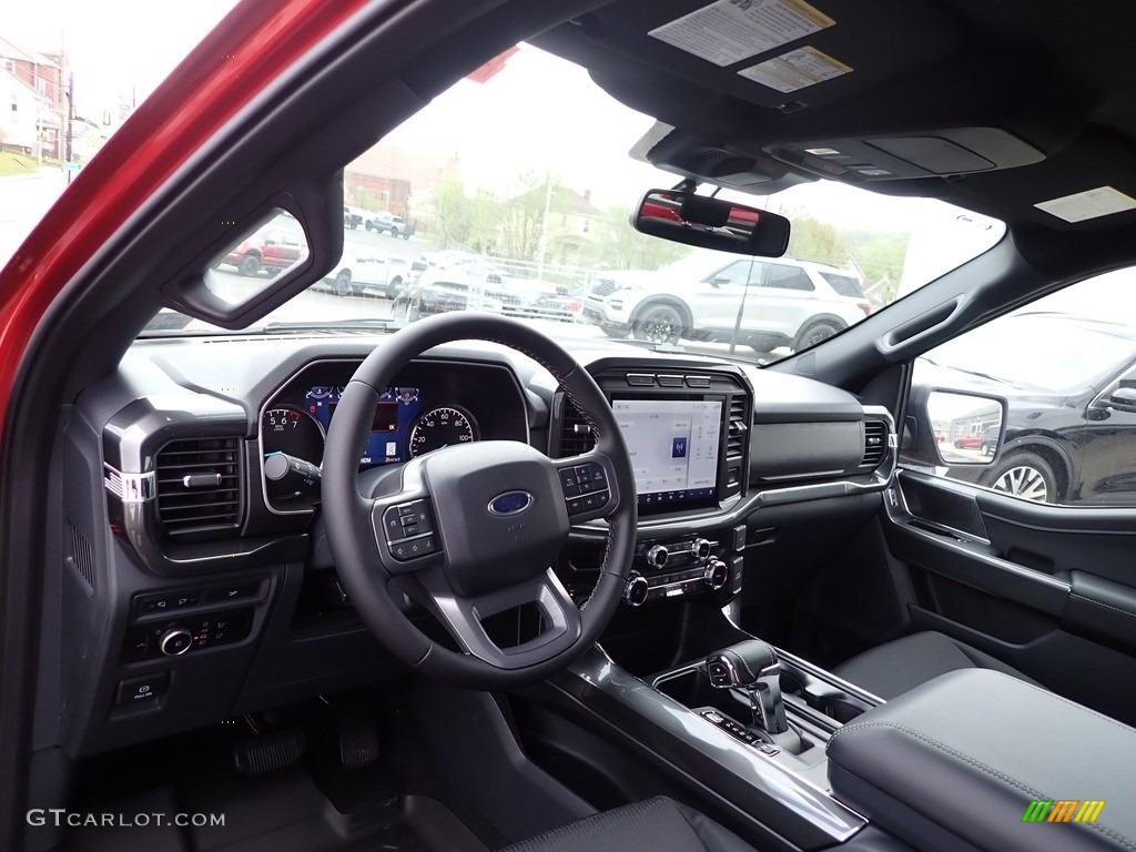 2023 Ford F150 XLT SuperCrew 4x4 Black Dashboard Photo #146017371