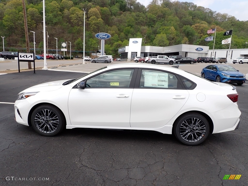 2023 Forte GT-Line - Snow White Pearl / Black photo #5