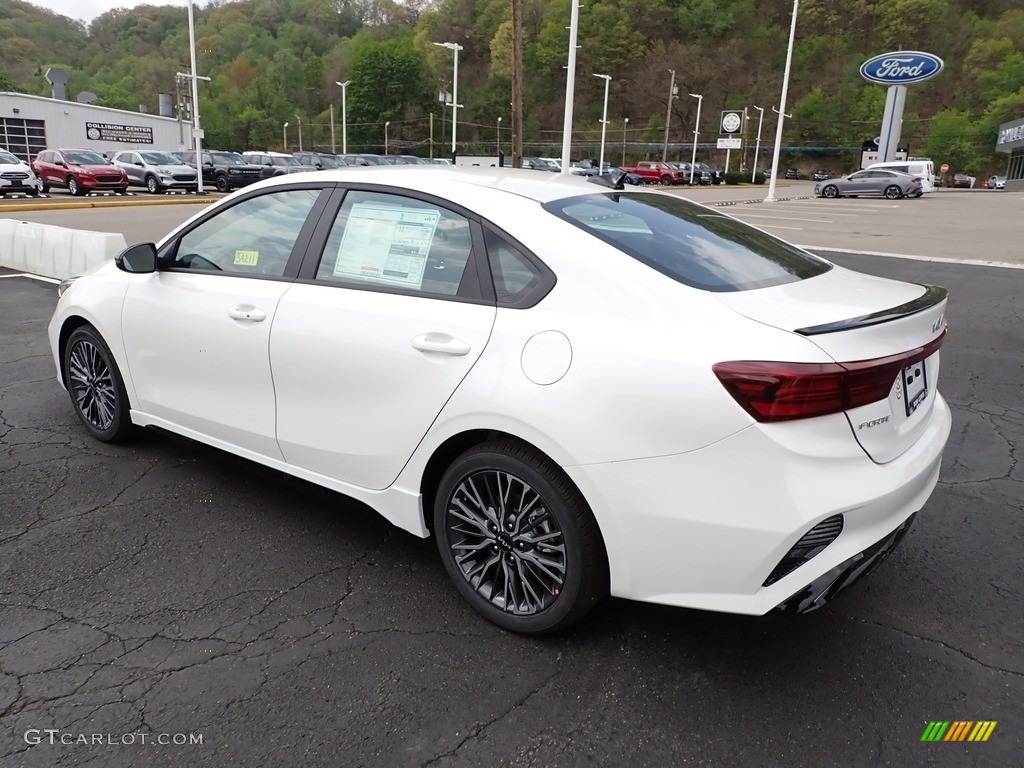 2023 Forte GT-Line - Snow White Pearl / Black photo #6