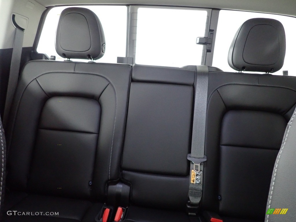 2022 Canyon Elevation Crew Cab 4WD - Summit White / Jet Black photo #22