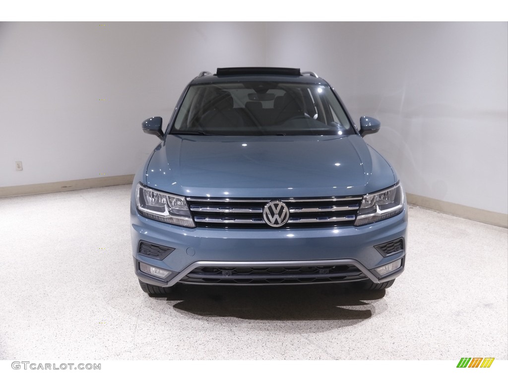 2020 Tiguan SE 4MOTION - Blue Silk Metallic / Titan Black photo #2
