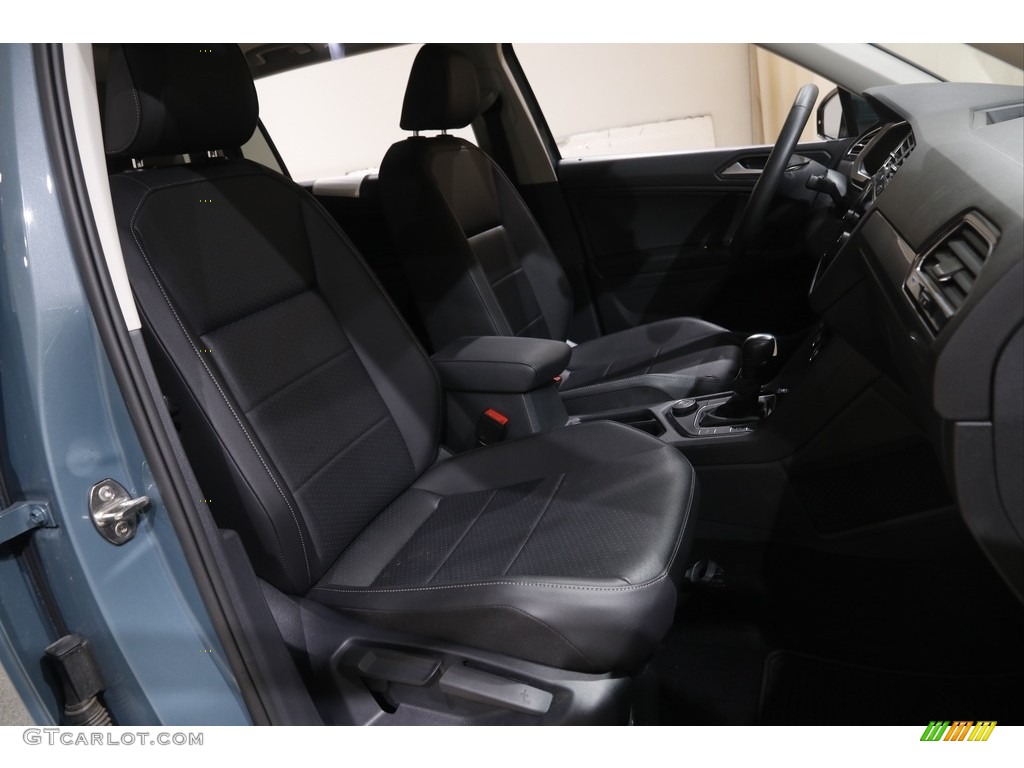 2020 Tiguan SE 4MOTION - Blue Silk Metallic / Titan Black photo #15