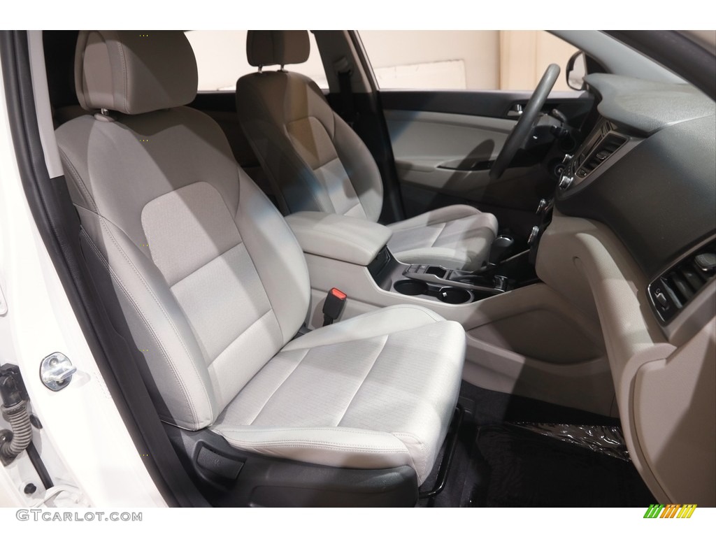 2018 Hyundai Tucson SE Front Seat Photo #146019342