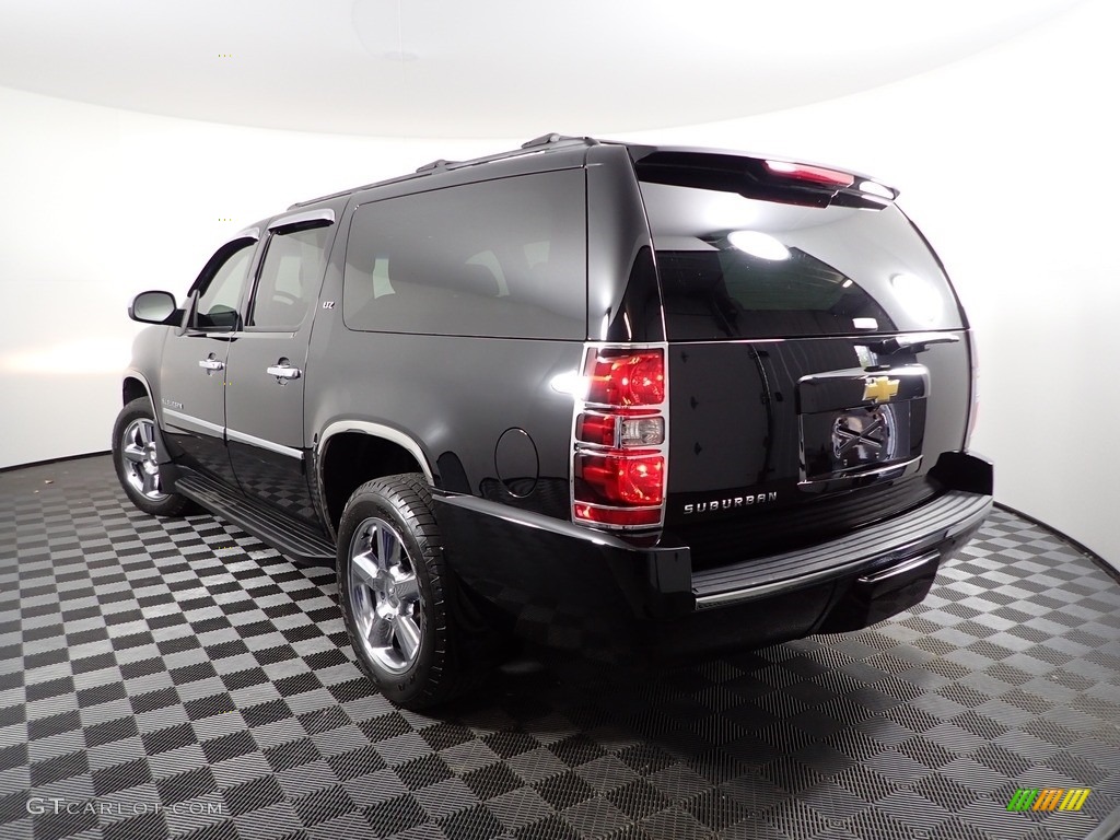 2014 Suburban LTZ 4x4 - Black / Ebony photo #10