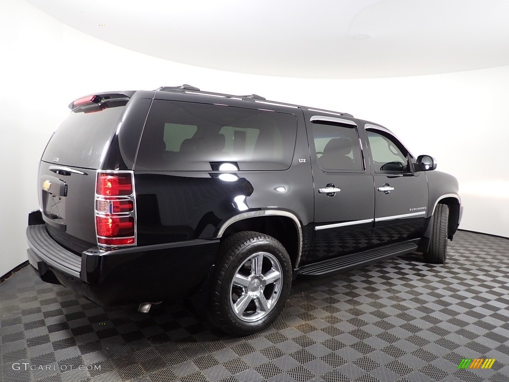 2014 Suburban LTZ 4x4 - Black / Ebony photo #13