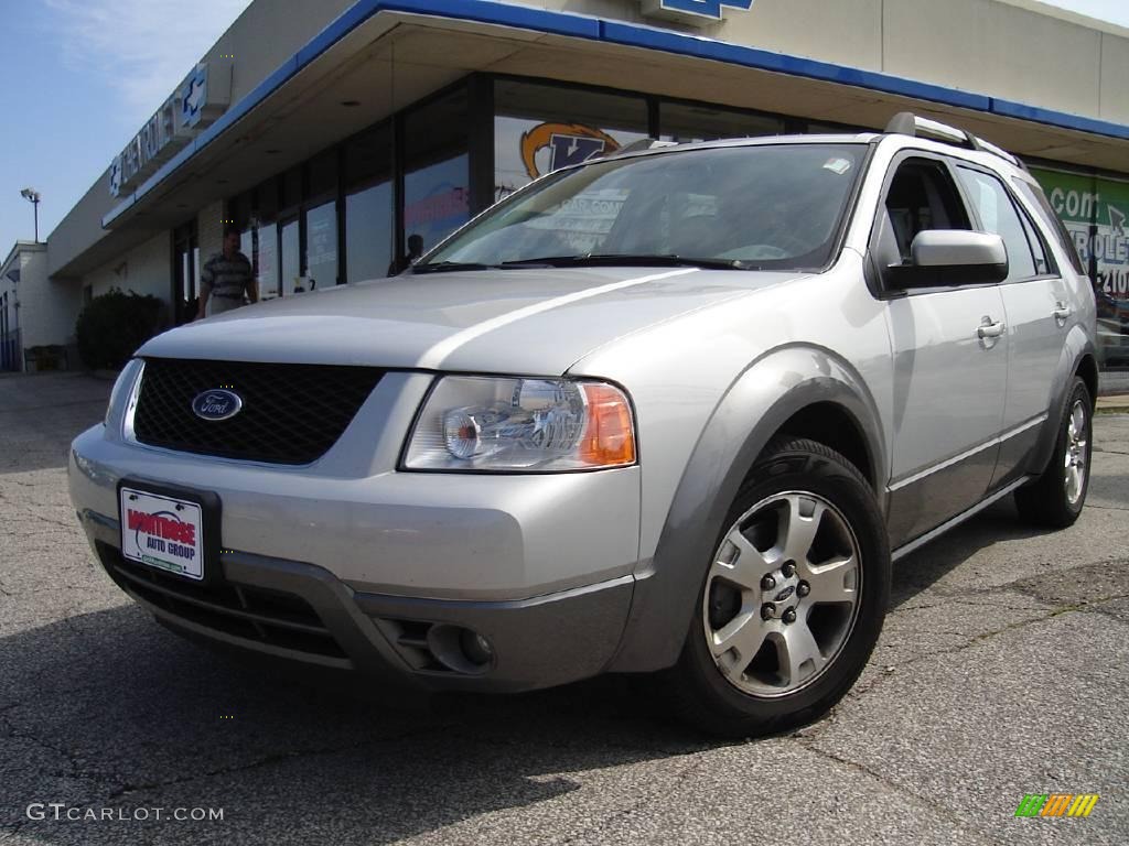 Silver Frost Metallic Ford Freestyle