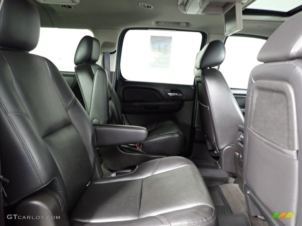 2014 Suburban LTZ 4x4 - Black / Ebony photo #35
