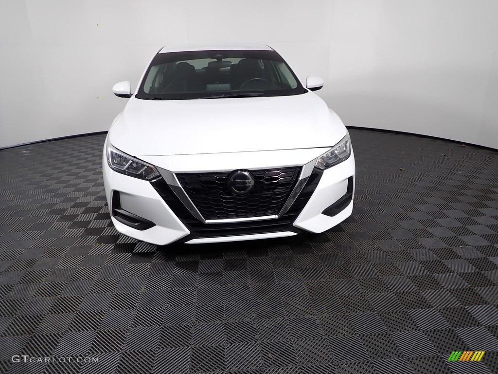 2020 Sentra SV - Fresh Powder / Charcoal photo #4