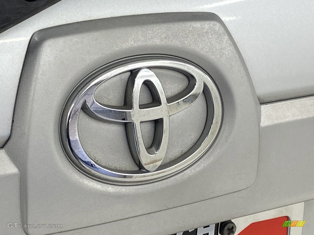 2006 4Runner Limited - Titanium Metallic / Stone Gray photo #9