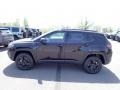 Diamond Black Crystal Pearl - Compass Trailhawk 4x4 Photo No. 2