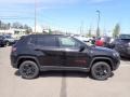 Diamond Black Crystal Pearl - Compass Trailhawk 4x4 Photo No. 6
