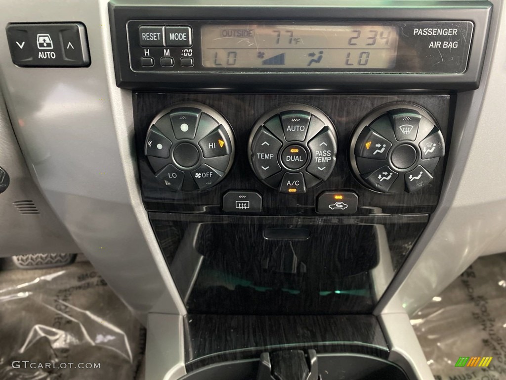 2006 4Runner Limited - Titanium Metallic / Stone Gray photo #26