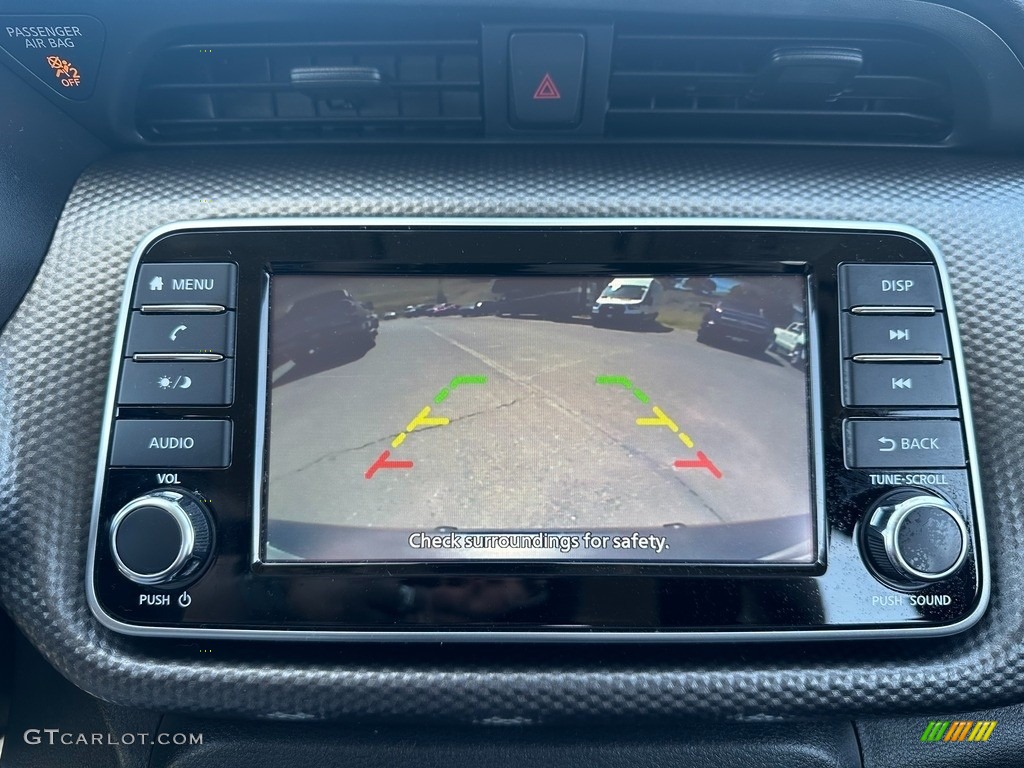 2020 Nissan Kicks S Controls Photo #146023562