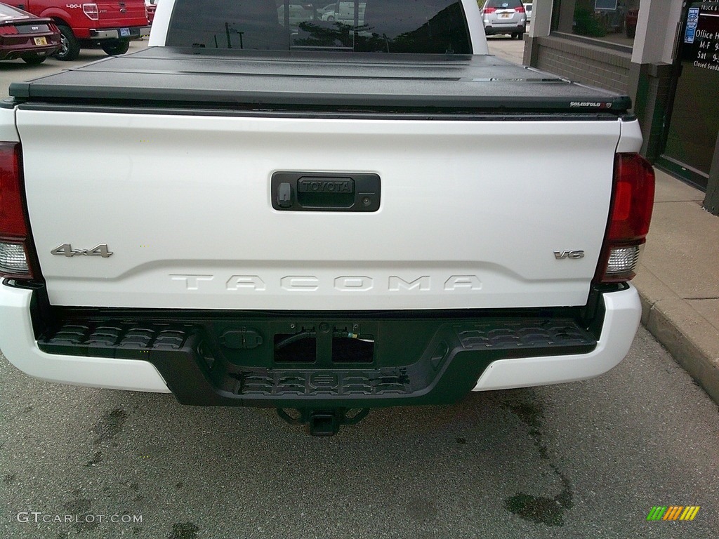 2020 Tacoma SR5 Double Cab 4x4 - Super White / Cement photo #11