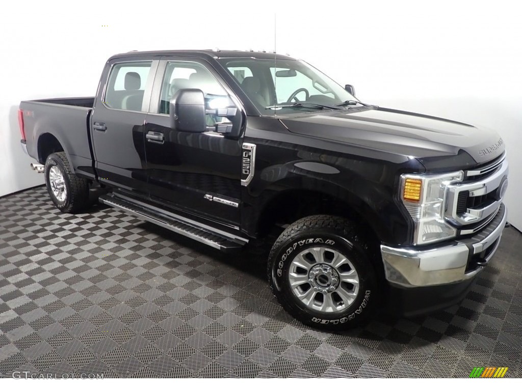 2021 F250 Super Duty STX SuperCab 4x4 - Agate Black / Medium Earth Gray photo #3