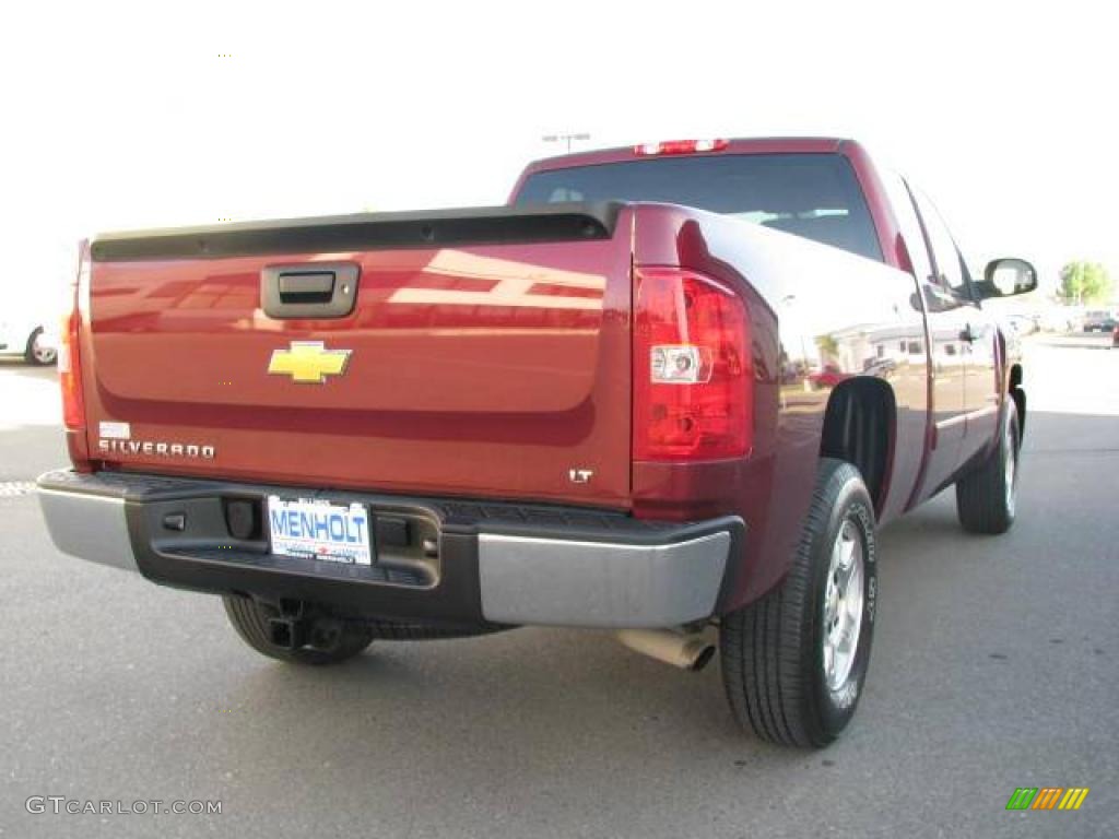 2008 Silverado 1500 LT Extended Cab 4x4 - Deep Ruby Metallic / Light Cashmere/Ebony Accents photo #5