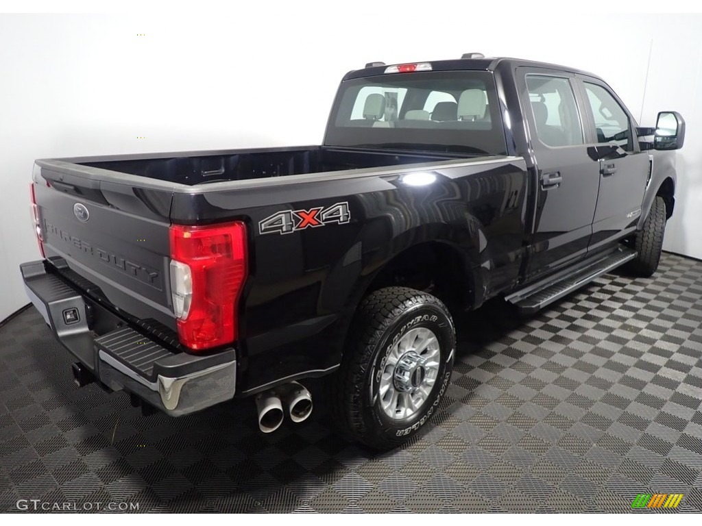 2021 F250 Super Duty STX SuperCab 4x4 - Agate Black / Medium Earth Gray photo #16