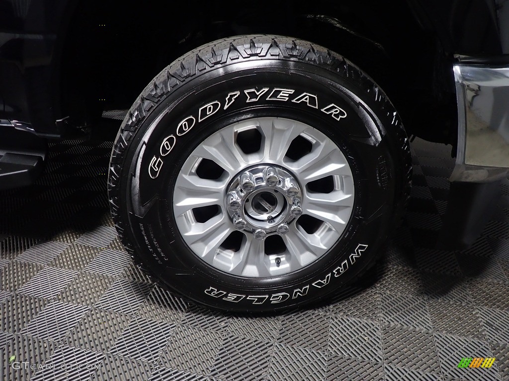 2021 F250 Super Duty STX SuperCab 4x4 - Agate Black / Medium Earth Gray photo #38