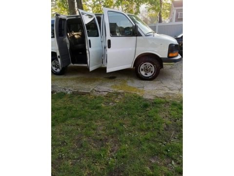 2015 GMC Savana Van LS 2500 Passenger Data, Info and Specs