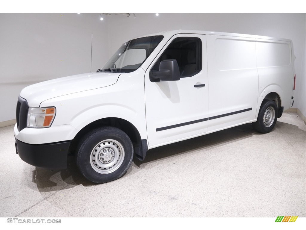 2016 Nissan NV 1500 Cargo Exterior Photos