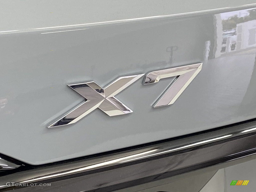 2024 BMW X7 xDrive40i Marks and Logos Photo #146027222