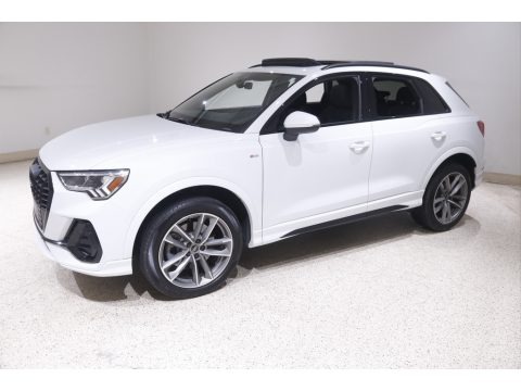2022 Audi Q3