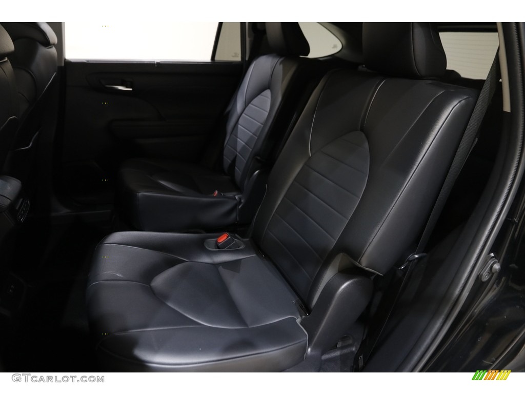 2021 Highlander XLE AWD - Midnight Black Metallic / Black photo #17
