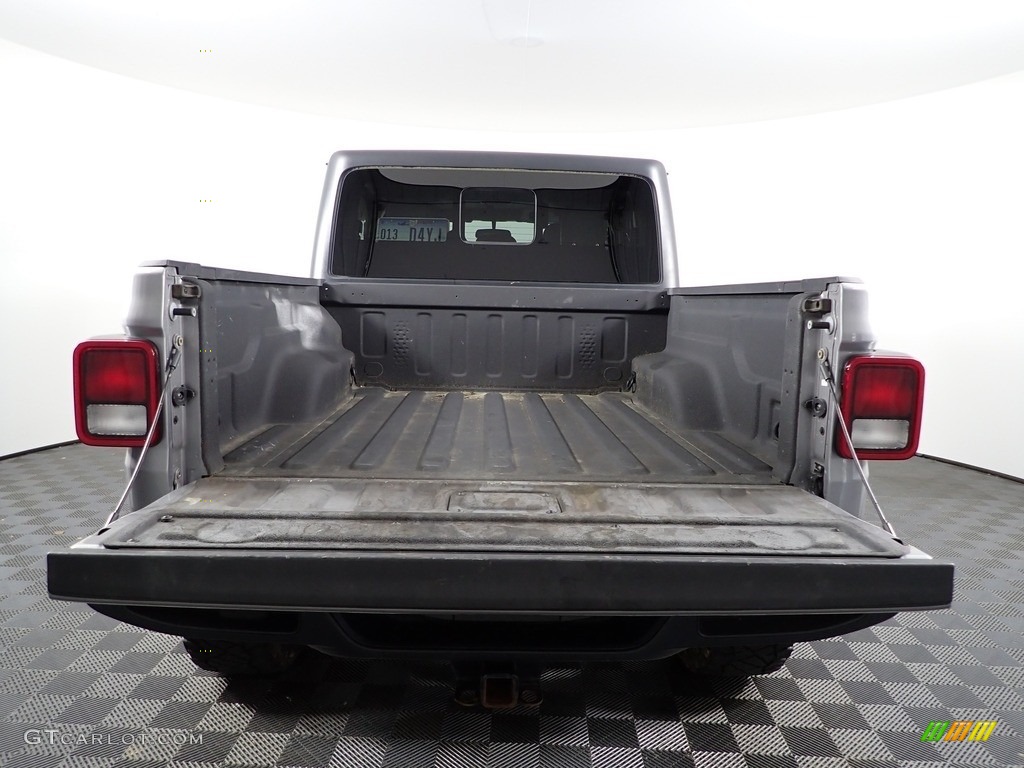 2020 Gladiator Sport 4x4 - Billet Silver Metallic / Black photo #9