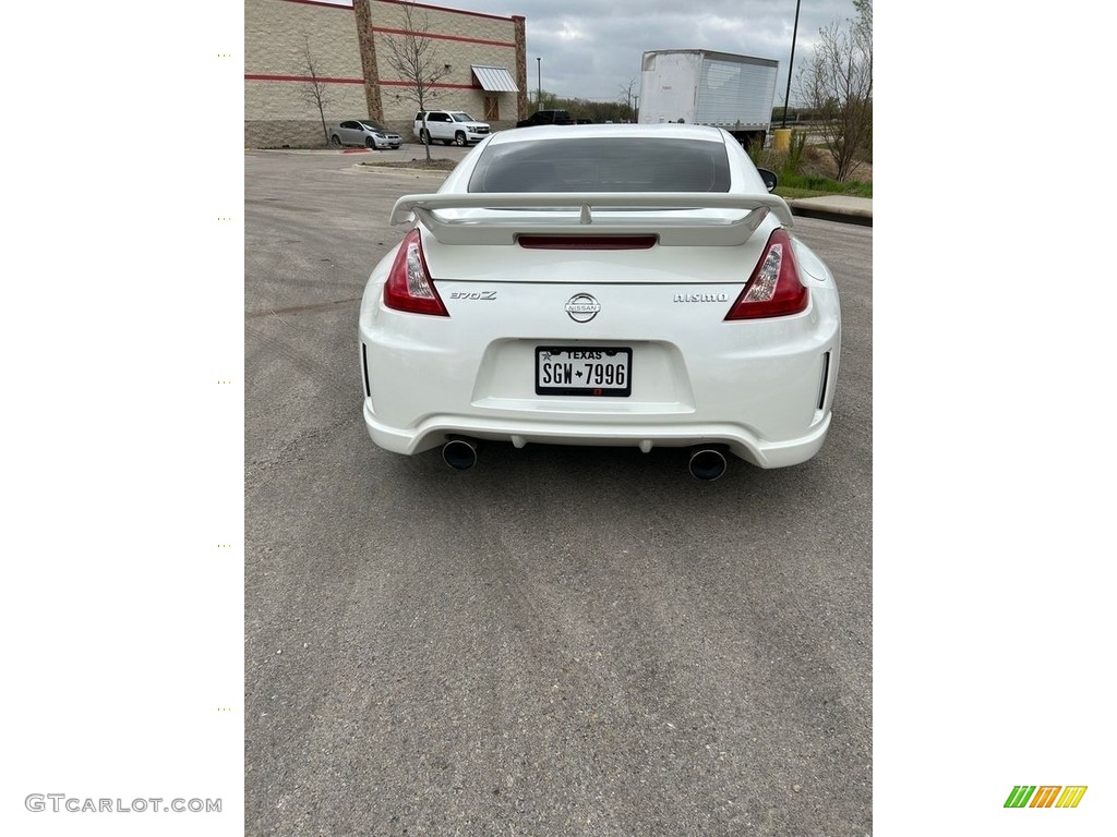 2010 370Z NISMO Coupe - Pearl White / NISMO Black/Red Cloth photo #8