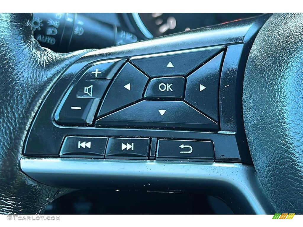 2017 Nissan Rogue SV Charcoal Steering Wheel Photo #146032367